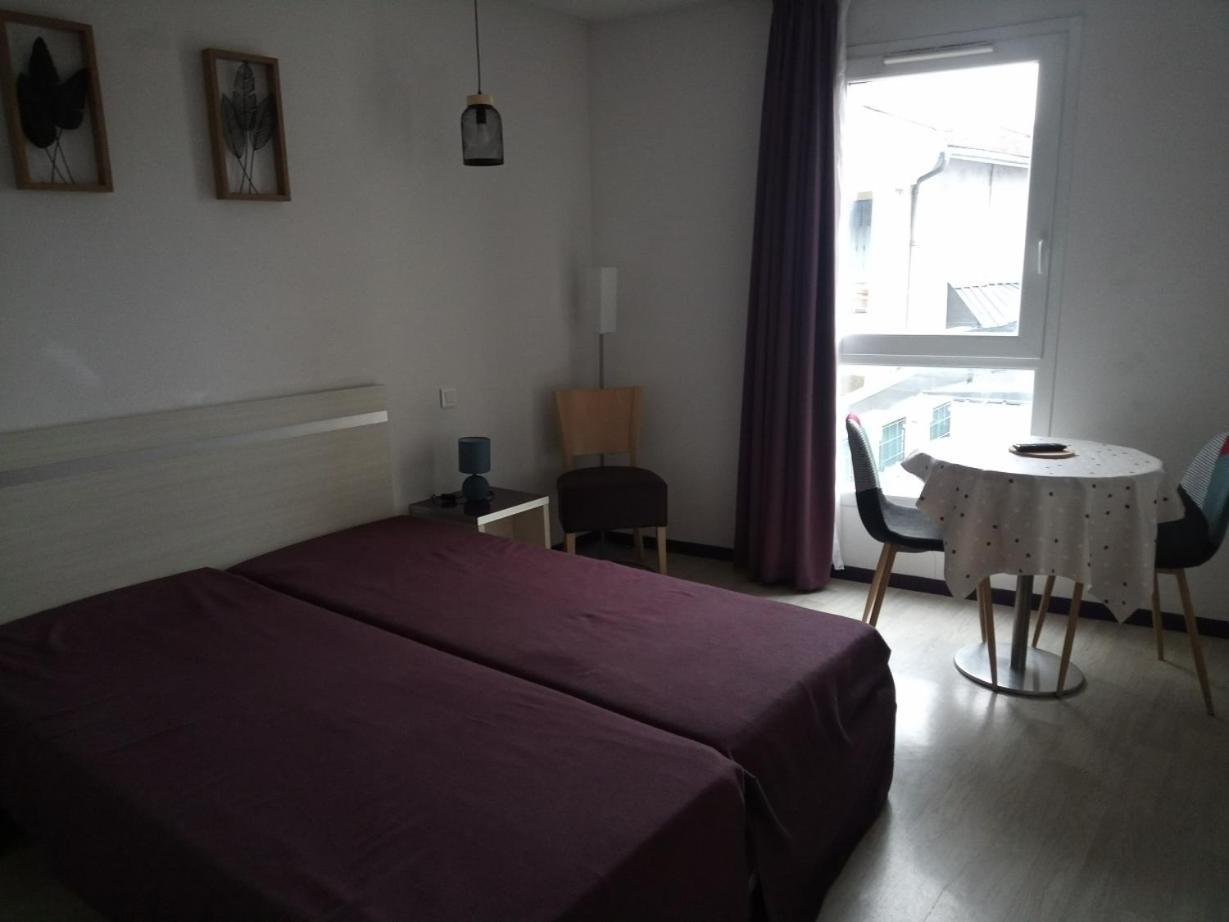 Agreable Studio Familial A Lourdes, Proche Gare Esterno foto