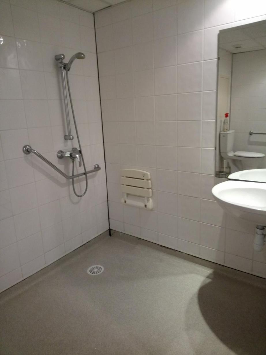 Agreable Studio Familial A Lourdes, Proche Gare Esterno foto